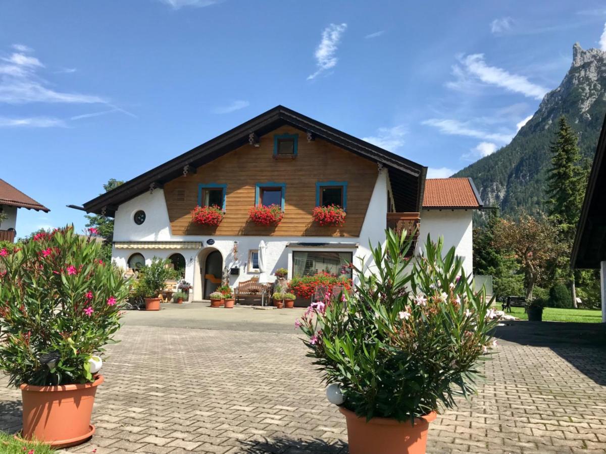 Gaestehaus Edlhuber Mittenwald Extérieur photo