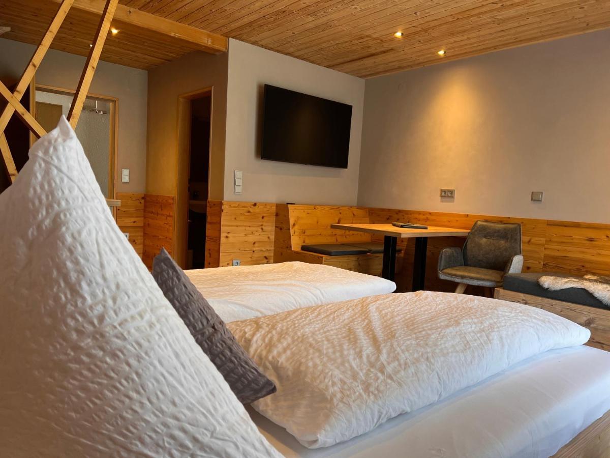 Gaestehaus Edlhuber Mittenwald Extérieur photo