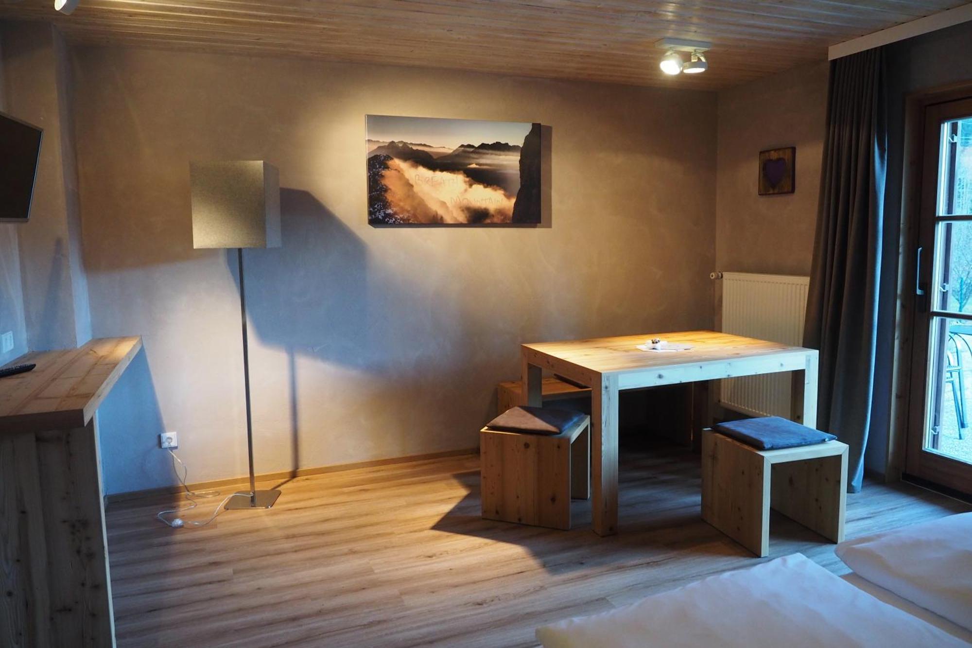 Gaestehaus Edlhuber Mittenwald Chambre photo
