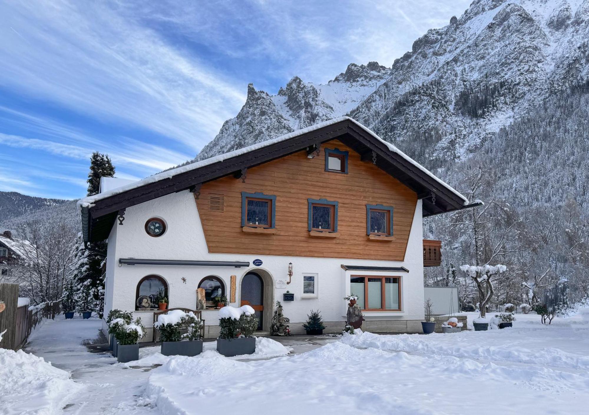 Gaestehaus Edlhuber Mittenwald Extérieur photo