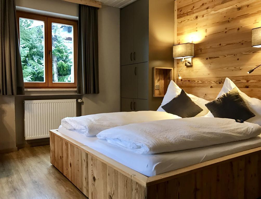 Gaestehaus Edlhuber Mittenwald Extérieur photo