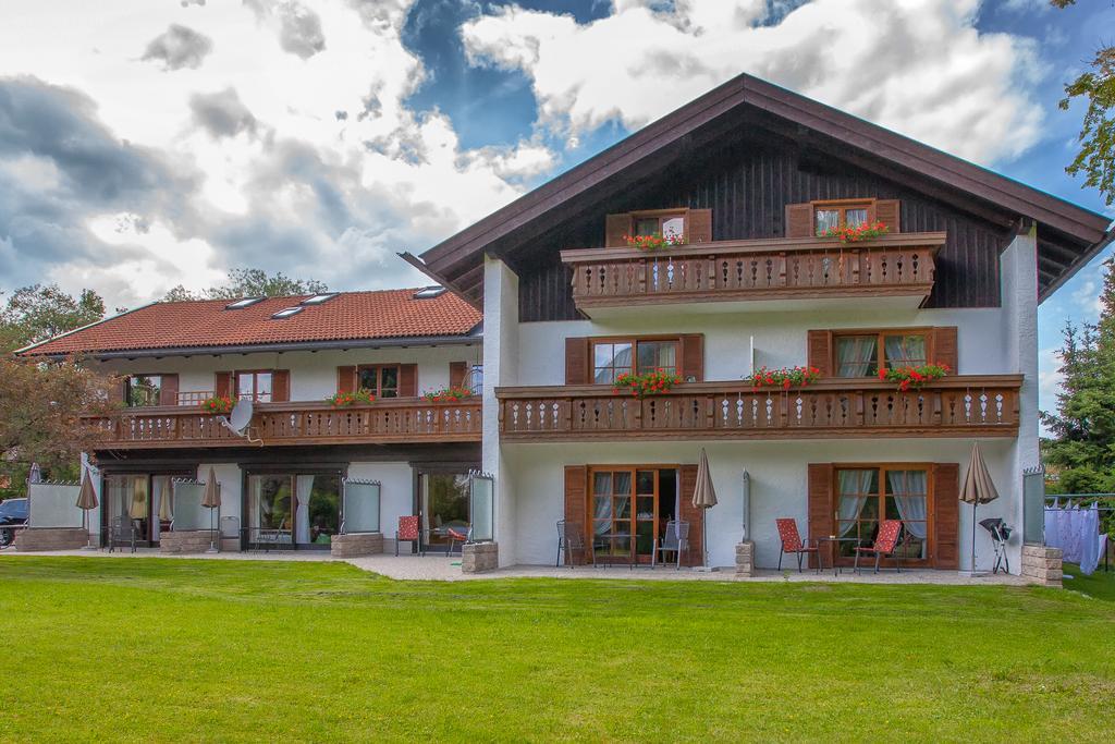 Gaestehaus Edlhuber Mittenwald Extérieur photo
