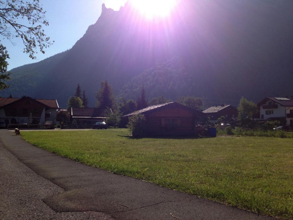 Gaestehaus Edlhuber Mittenwald Extérieur photo