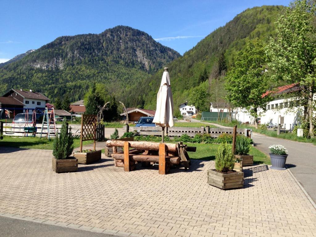 Gaestehaus Edlhuber Mittenwald Extérieur photo